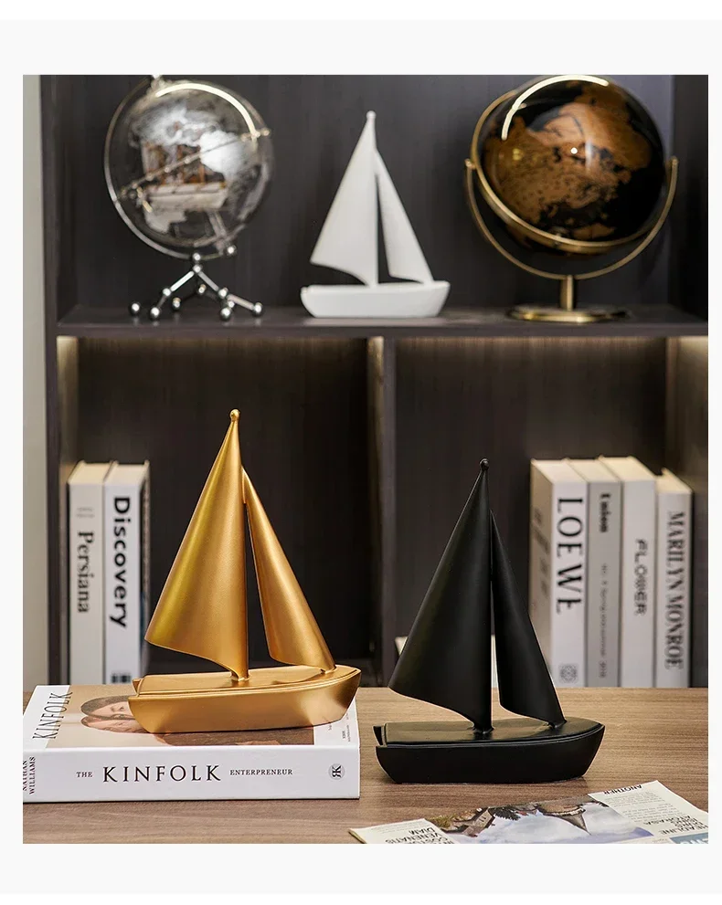 Luxury Golden Sailing Crafts Figurines Interior Extravagance Home Room Office Desk Decor TV Cabinet Decor Resin Sculpture Gifts