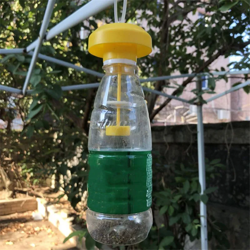 Description Picture 5 of item1/2PCS Fruit Fly Trap Killer Plastic Yellow Drosophila Trap Fly Catcher Pest Insect control For Home Farm 6*6*2cm