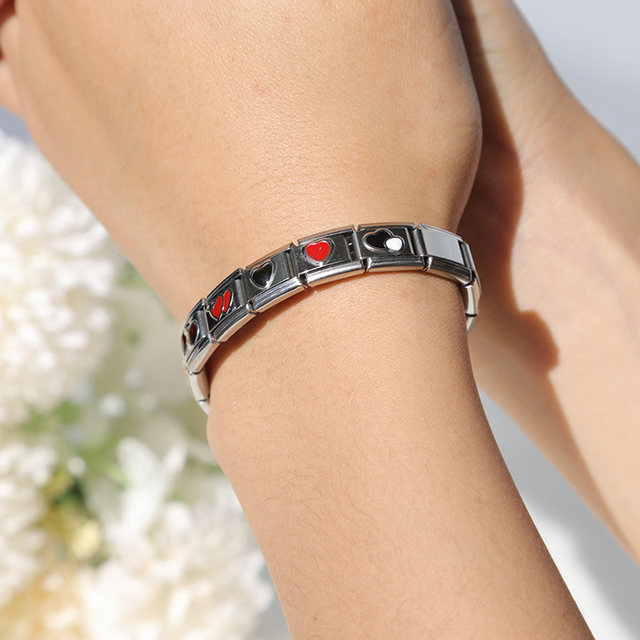 イタリア バイメタル コイン REPVBBLICA 女神 ネックレス 美品 です