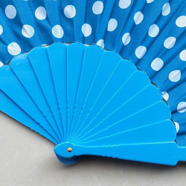 Ventaglio Pieghevole In Bamb&ugrave; - 15 Cm Portatile, Design Carino, Per Donne, Ballerini, Regalo Ideale Per Estate E Feste