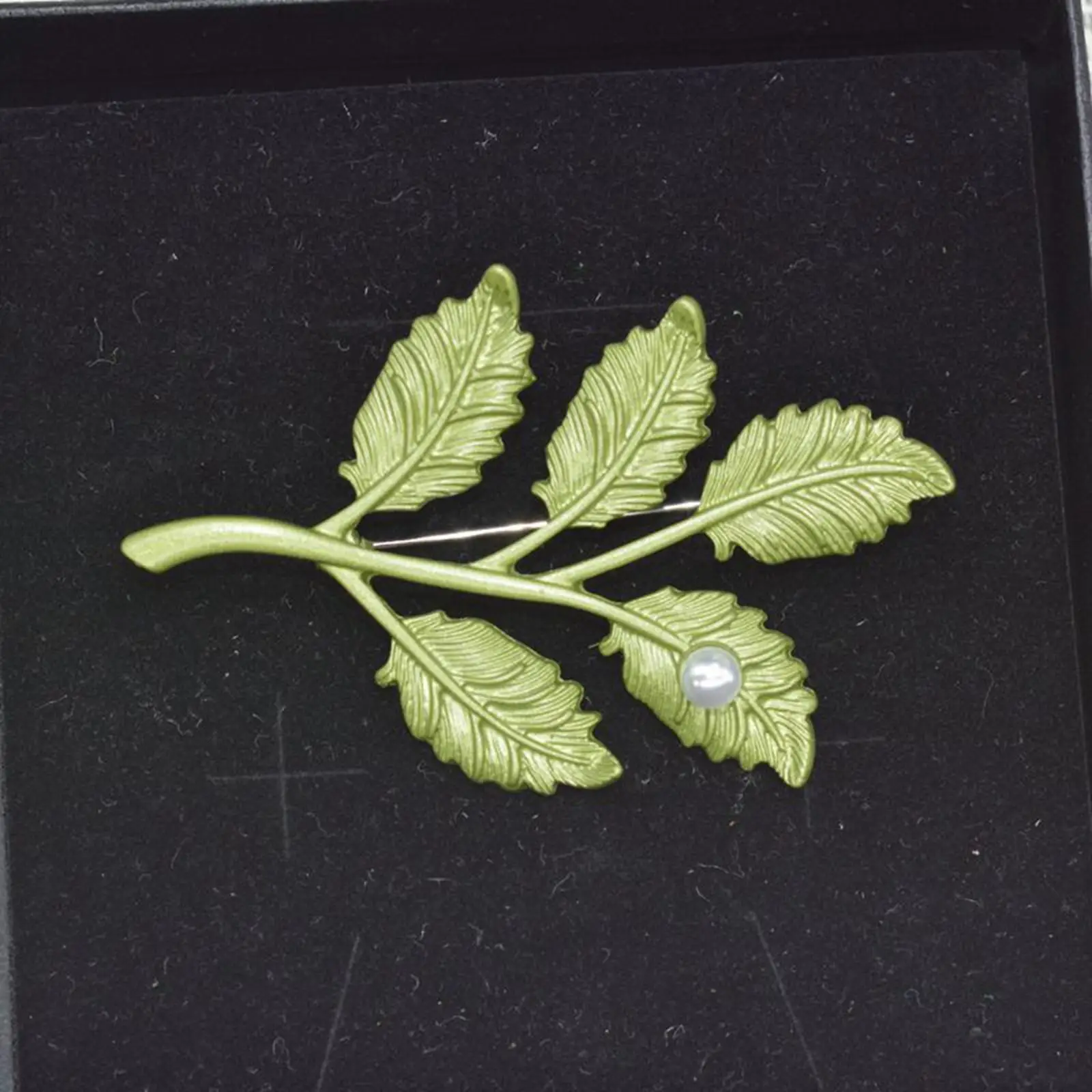 Vintage Leaf Ginkgo Brooch Pins Scarf Buckle for Women Birthday Mother's Day Valentine's Day Jewelry Gift