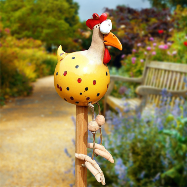 Funny Yellow Chicken Chicken Garden Sculpture 16