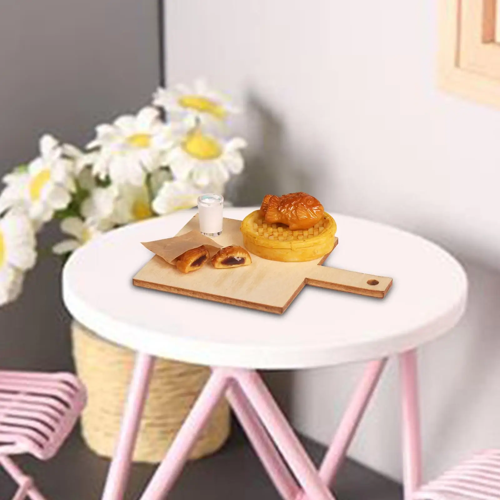 1/12 Miniature Foods Waffle Dollhouse Decoration Accessories Simulation 1/12 Dollhouse Play Foods for Dining Room Restaurant