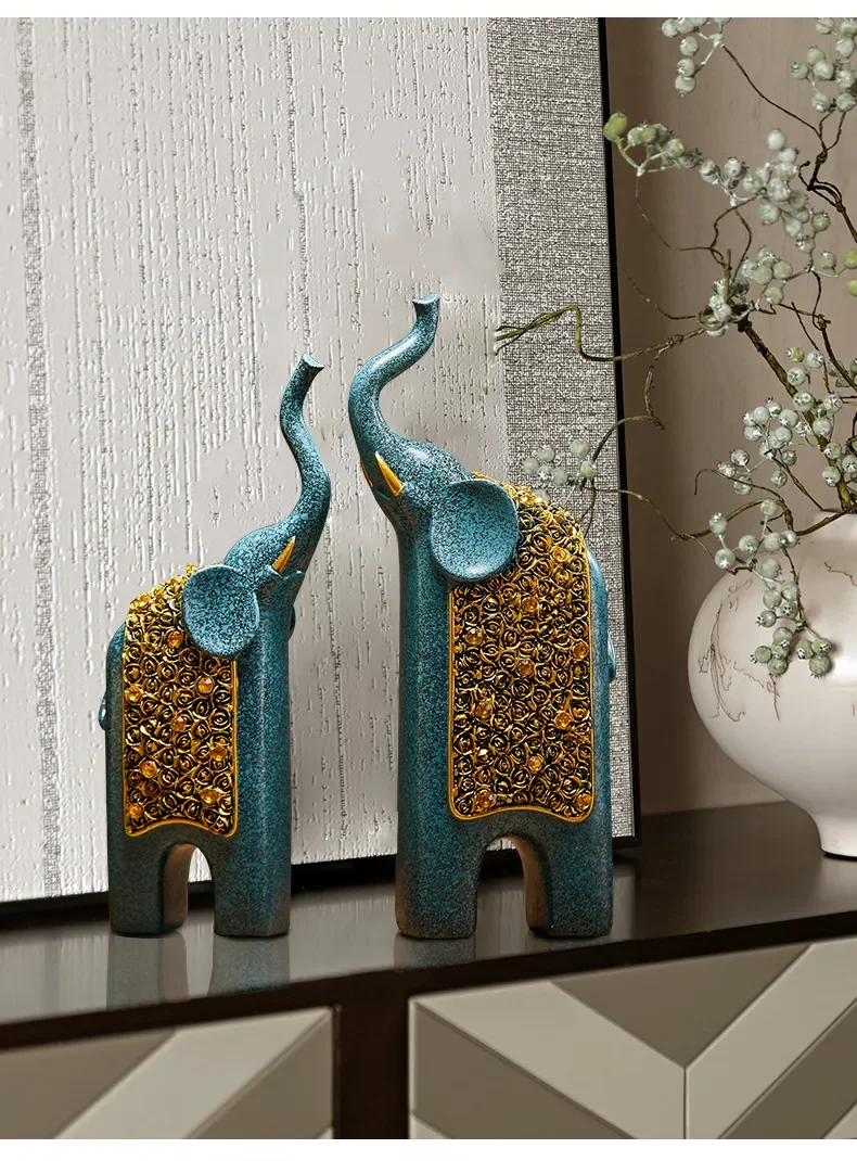 2pcs Retro Resin Elephant Ornaments Vintage Exquisite Home Office TV Cabinet Decorations High-end Light Luxury Gifts for Friends