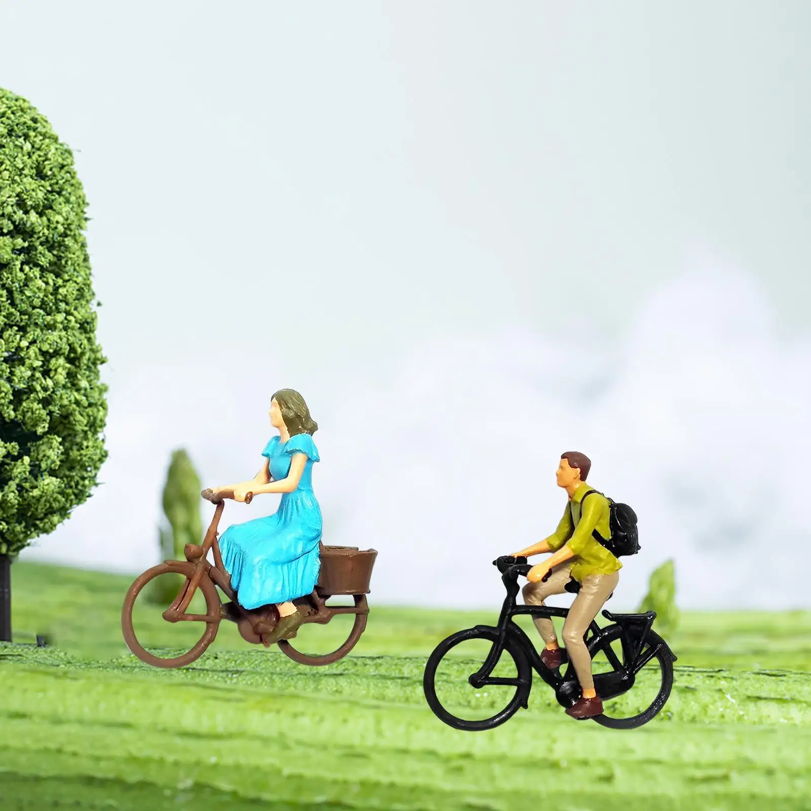 1/87 Scale Cyclist Figurine Mini People Model for DIY Scene Dollhouse Layout