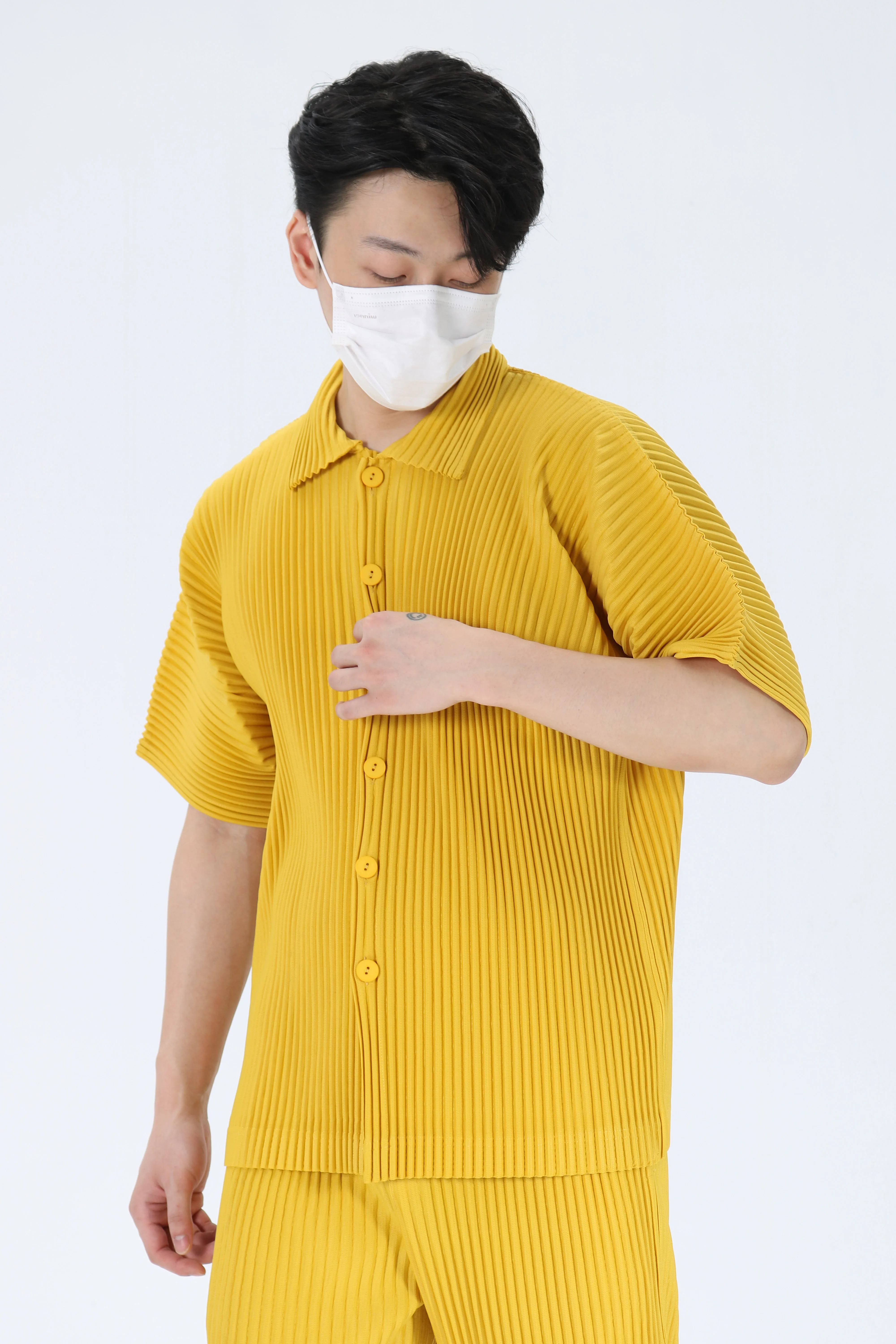 Pleated Polo Shirt  miteigi Homme Plissé Issey Miyaki Men's Casual Short Sleeves ribbed Button Up Loose Vintage Tops Shirts for man in yellow Summer plus size mens Business workwear Fashion